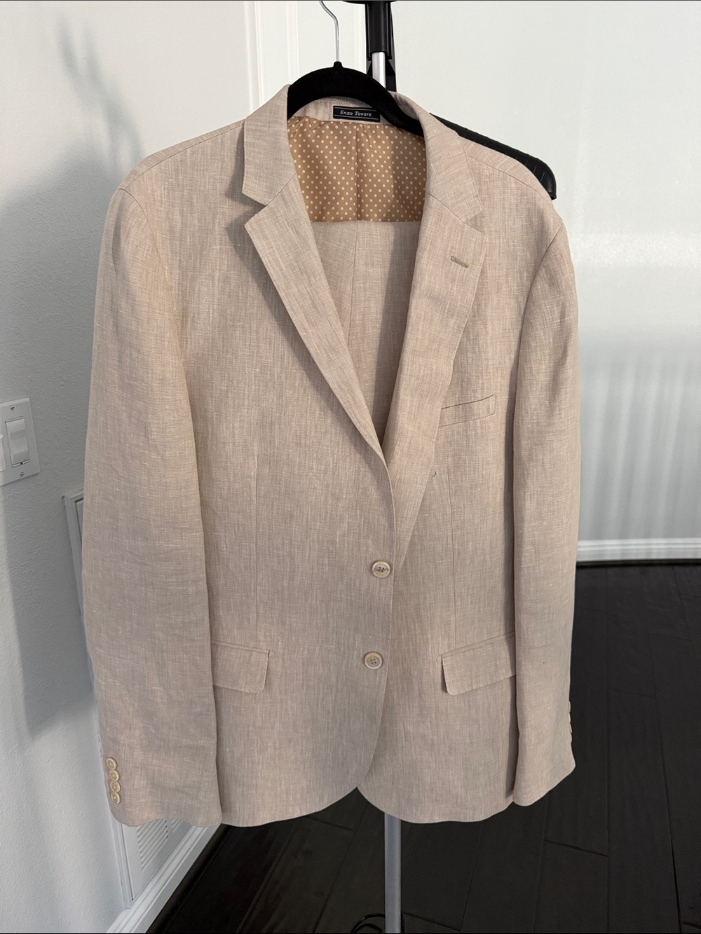 Club Room Light Beige Linen-Blend Men's Sport Coat and pants